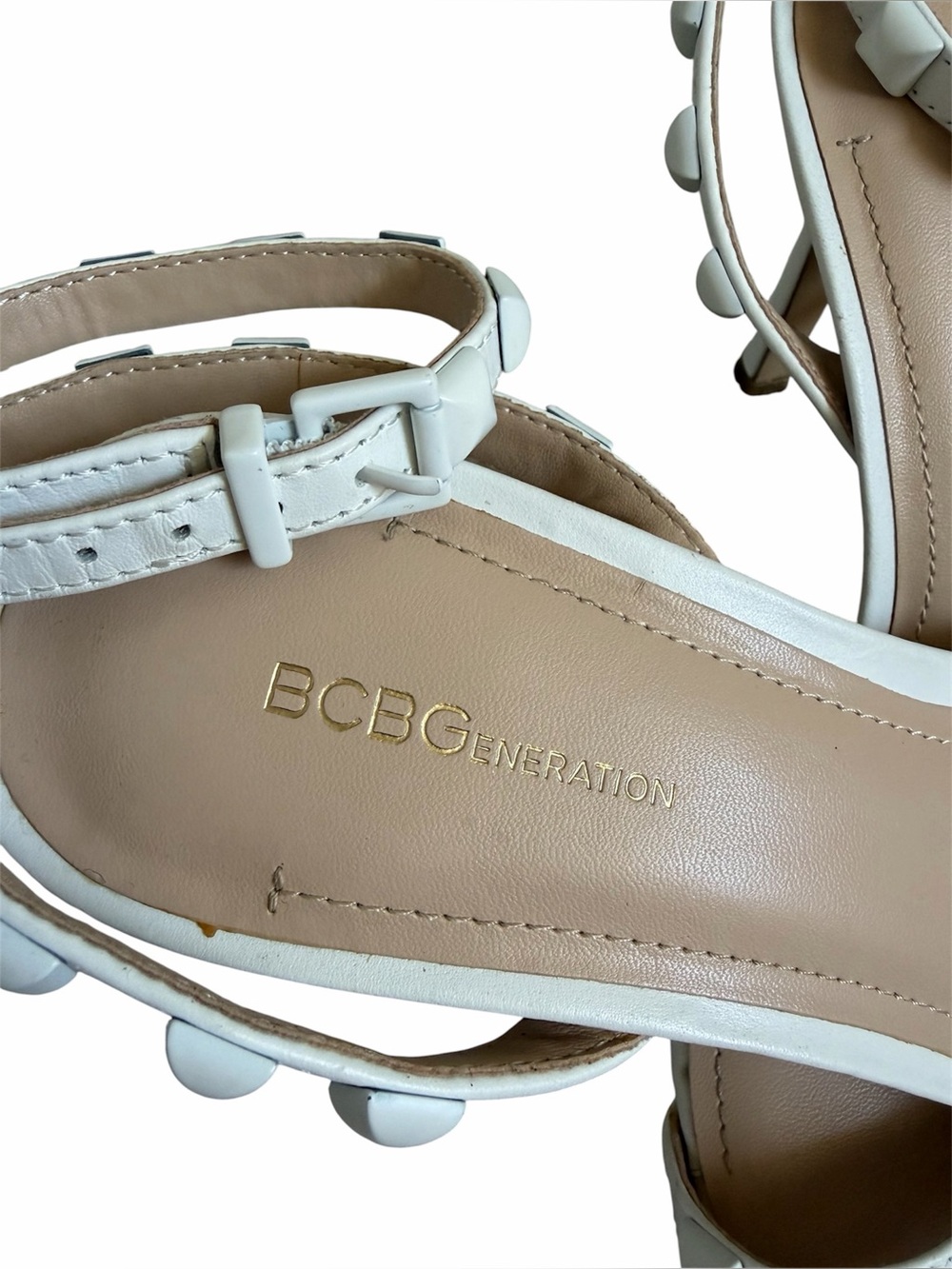 BCBGeneration New Leisa Dacotah White Studded Ankle Strap Heel Sandals Size 7.5 - Picture 11 of 11